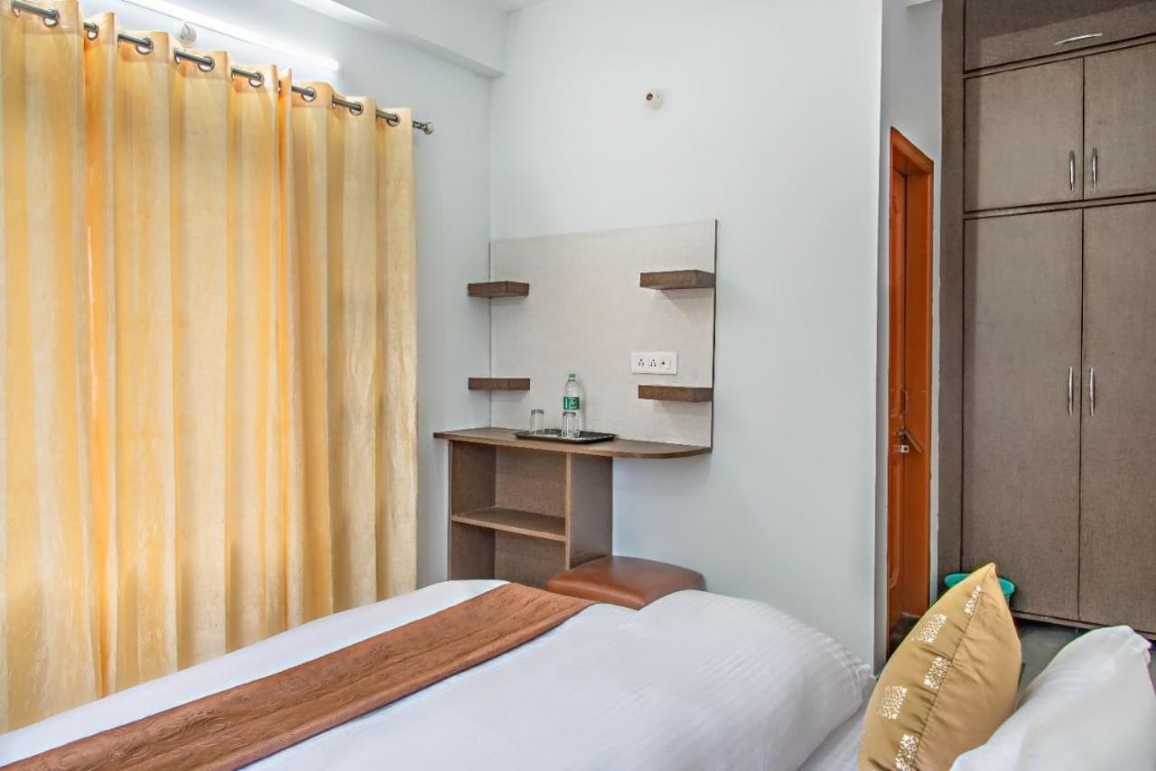 Himalyan Basera I Pvt Balcony I Serviced Apt I By Exotic Stays Kasauli Eksteriør bilde