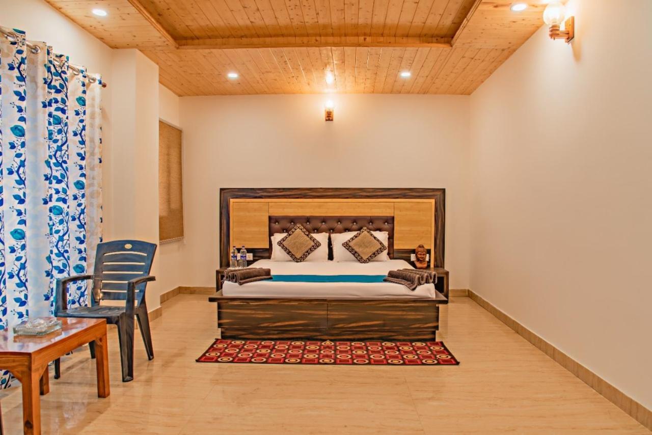 Himalyan Basera I Pvt Balcony I Serviced Apt I By Exotic Stays Kasauli Eksteriør bilde